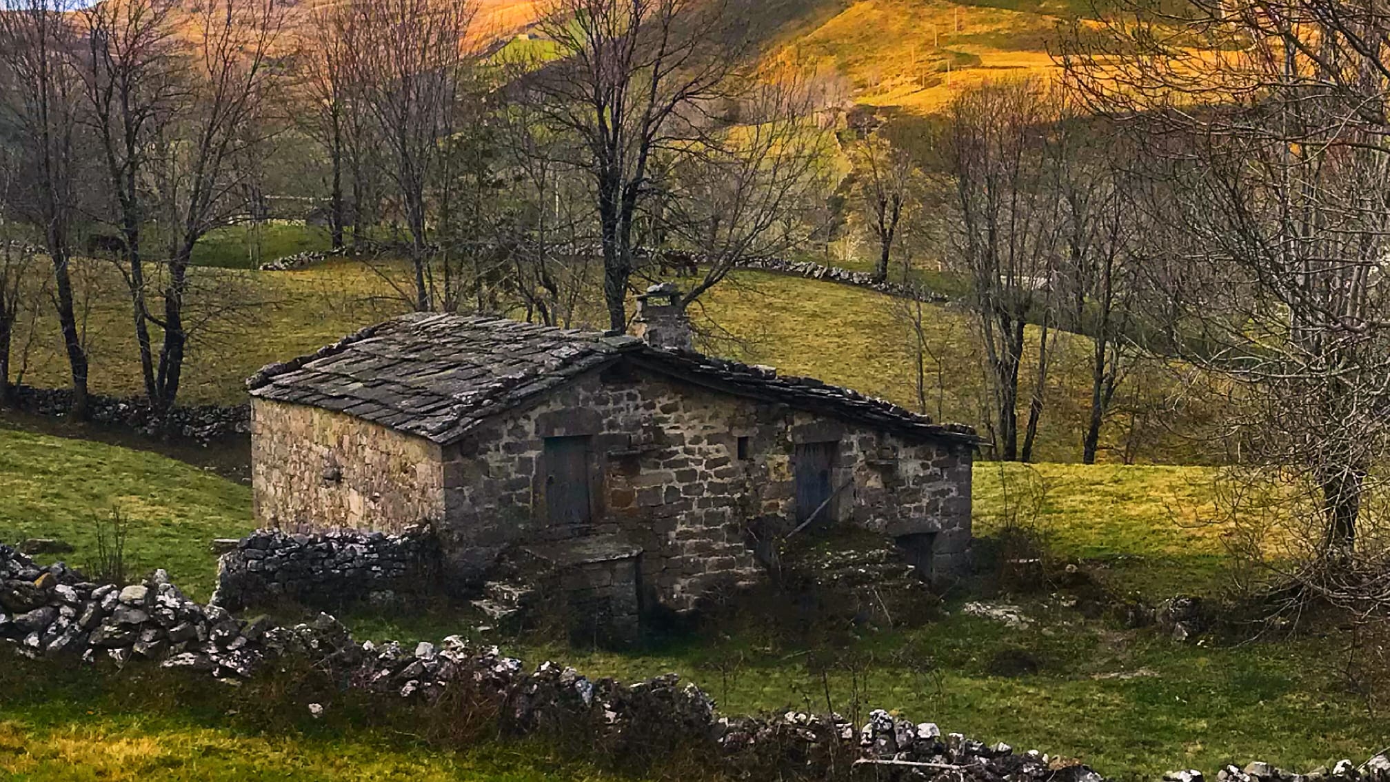 Casa Rural Doña Aba. Espinosa de los Monteros, Burgos. Valles pasiegos burgaleses.